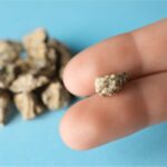 por qué salen piedras en los riñones